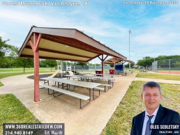 Forrest Moore Park in Van Alstyne TX Van Alstyne, Texas Relocation Guide. Realtor in Van Alstyne, TX - Oleg Sedletsky 214-940-8149