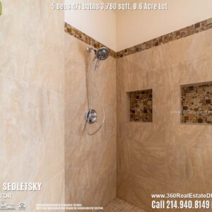 Lakeview Home For Sale in Little Elm TX. 5 beds 4.2 baths 2-car garage 3,760 sqft. Little Elm ISD - Call 214.940.8149 Oleg Sedletsky Realtor